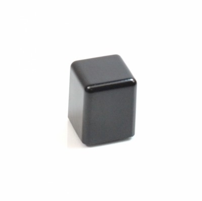 13/415 Nail Polish Urea Cap Cubo Smooth Black