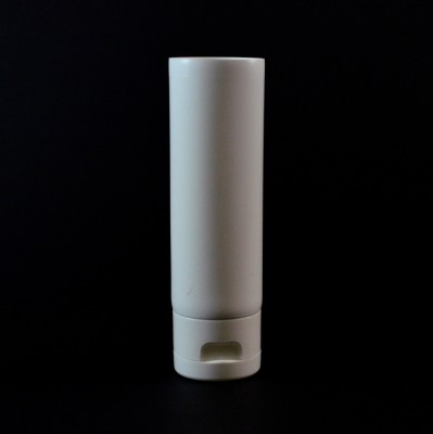 3 oz White MDPE Tube 1 3/8 X 5 11/16 with White Smooth Fliptop - 918/case